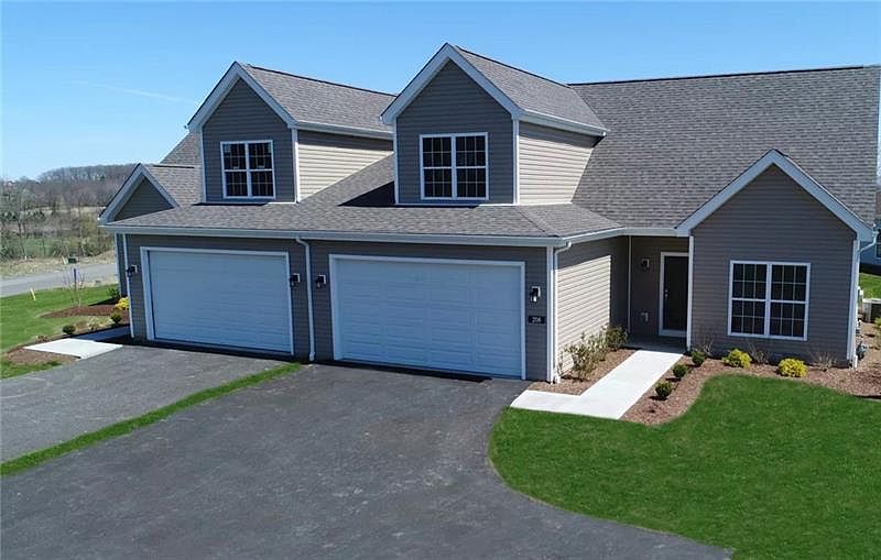 1st image of 300 Gleneagles Dr #119