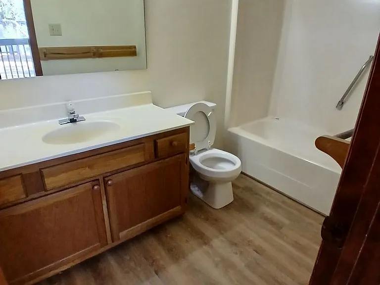 5913 Labonte Dr — Photo 12