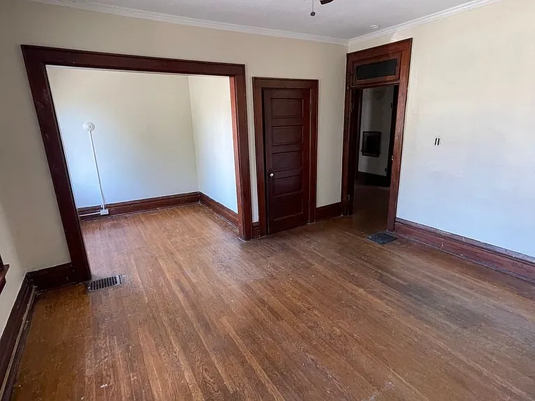 149 E 13th Ave — Photo 16