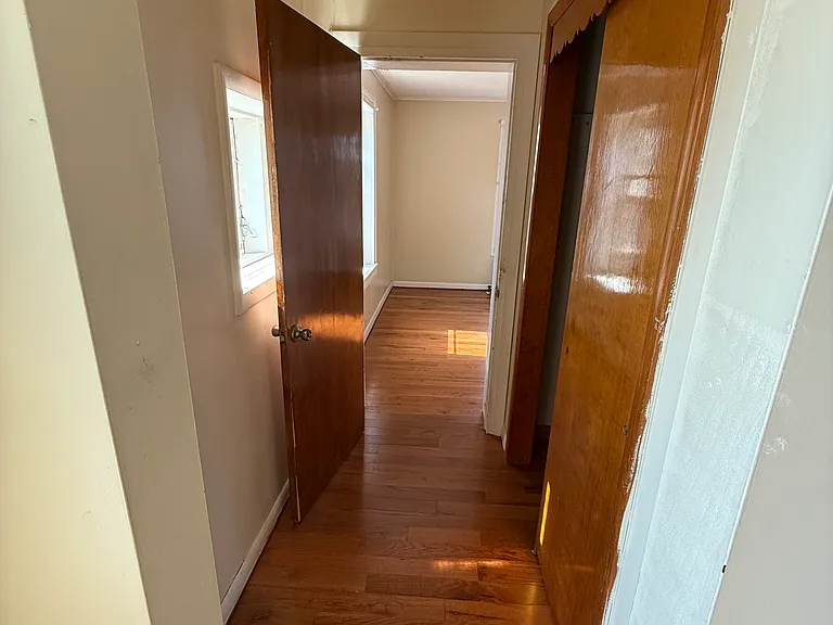 31 Smith St #2 — Photo 7