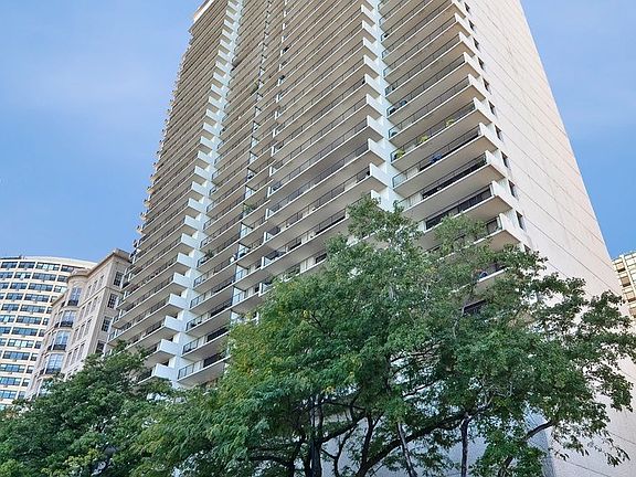2nd image of 1212 N Lake Shore Dr APT 34AN