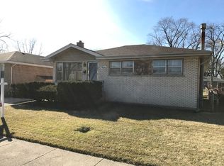 300 44th Ave, Northlake, IL 60164