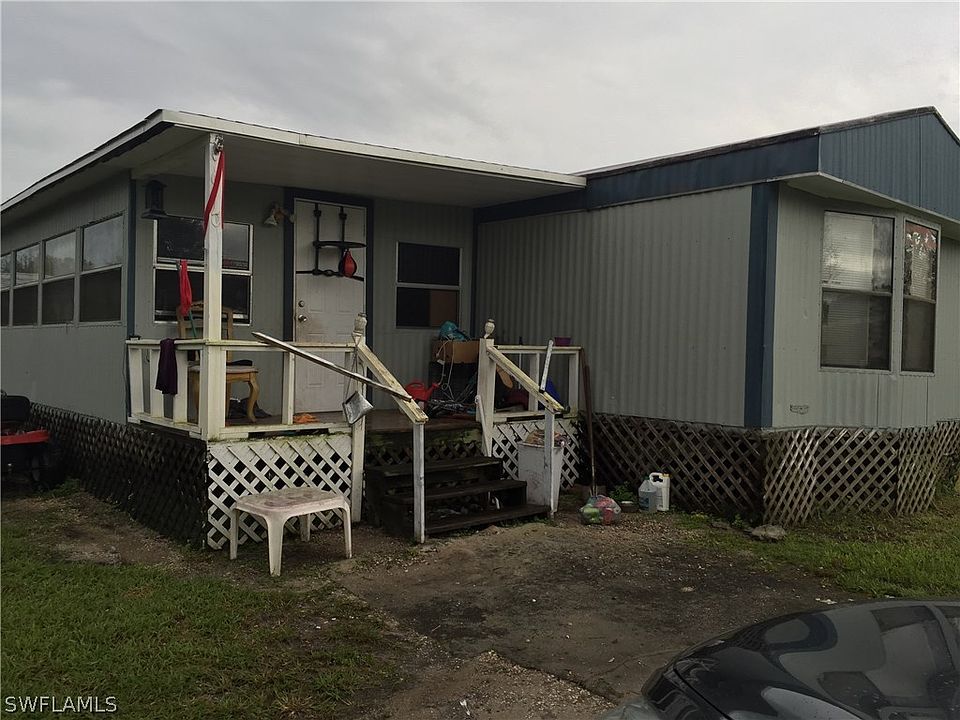 1st image of 670 Avenue C NW