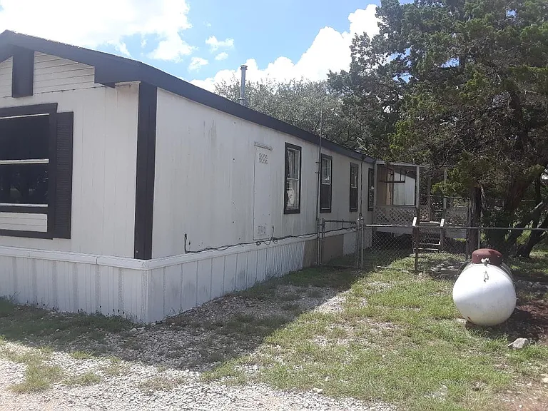 865 Qappuella Dr — Photo 1
