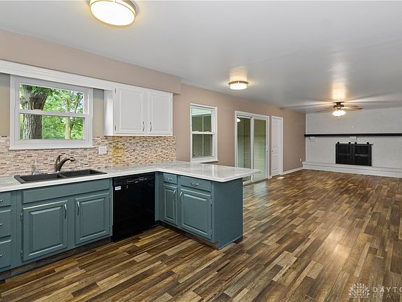 5th image of 4939 Strathaven Dr