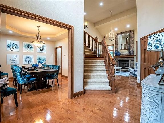 4th image of 2627 Cherry Hill Ln