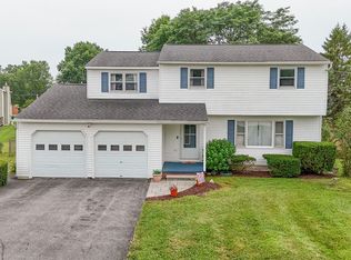5354 Vineyard Dr, Clay, NY 13041
