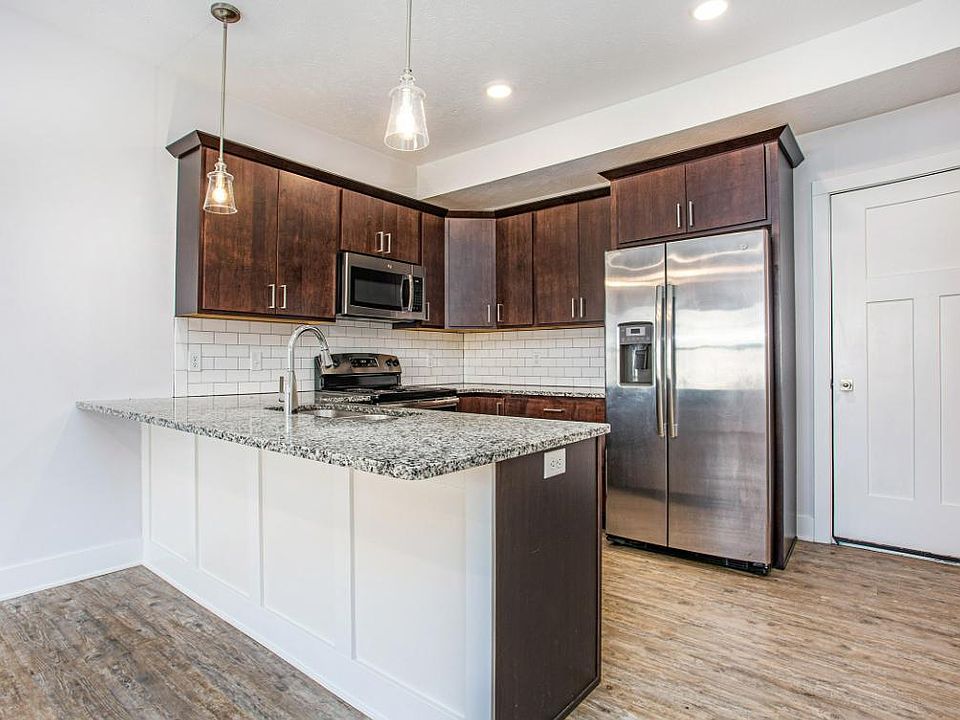 1st image of 4724 Camden Dr