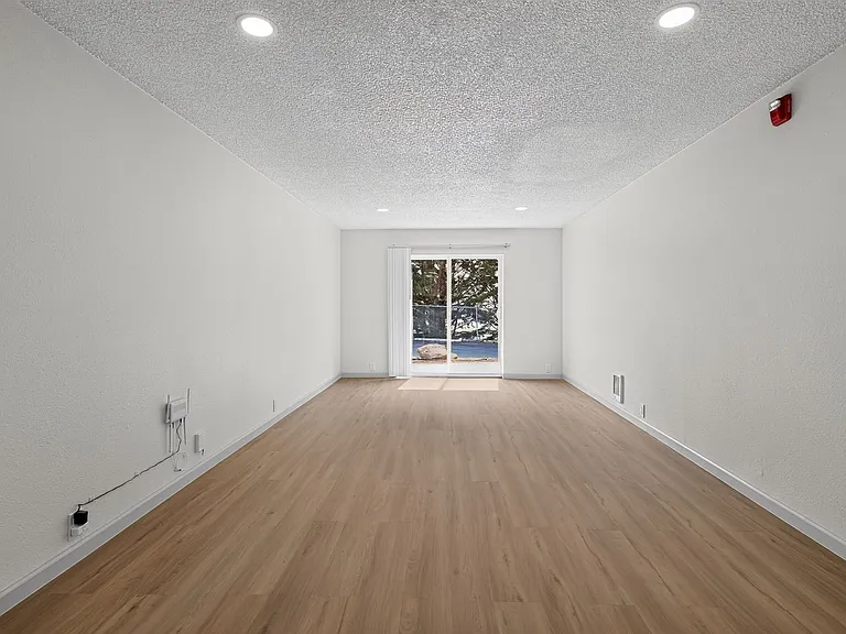 The Clover Apartments — Photo 7