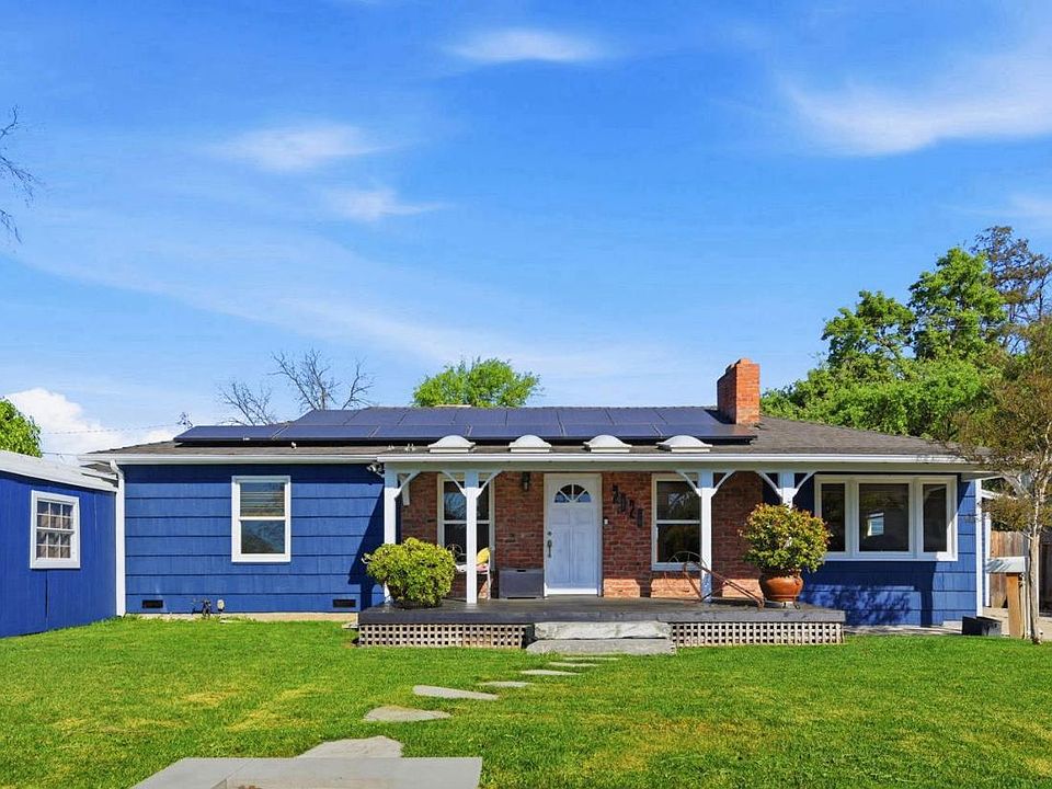 1st image of 2020 Lake Dr