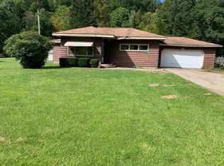 1569 Cobham Park Rd, Warren, PA 16365