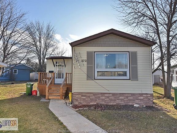 2nd image of 327 Regent Ct