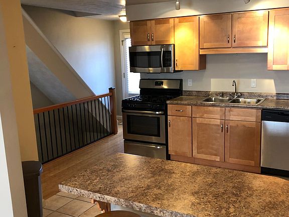 4th image of 2325 Sierra St