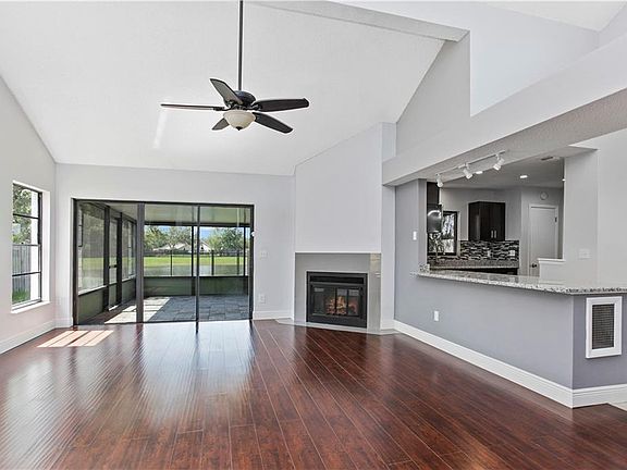 3rd image of 473 Amethyst Way