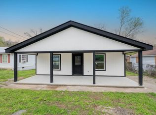 113 Hickory St, Rossville, GA 30741