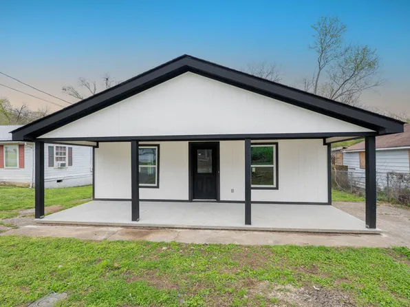 113 Hickory St, Rossville, GA 30741