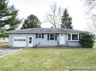 1020 107th Ave, Plainwell, MI 49080