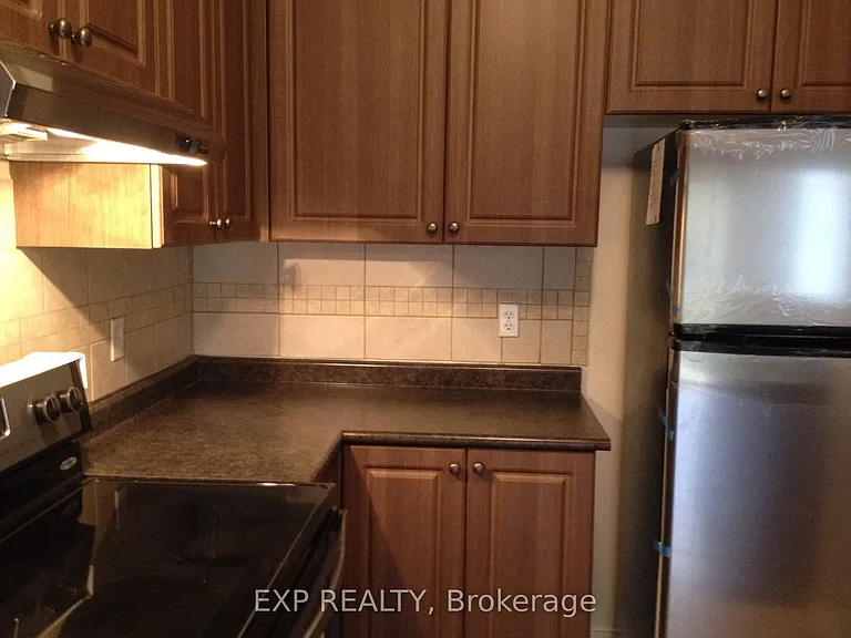 247 Checkerberry Cres — Photo 10
