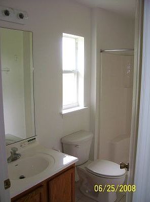 3rd image of 1799 Courtland Blvd