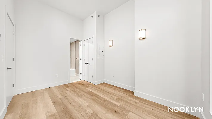 Rented by Nooklyn NYC LLC | media 46