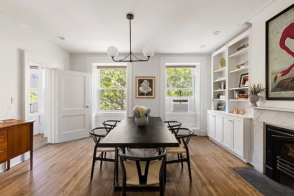 Sold by Compass | media 6