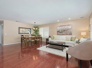 55 Elizabeth Ln, Irvine, CA 92602