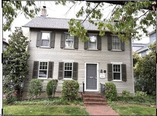 15 E 2nd St, Moorestown, NJ 08057