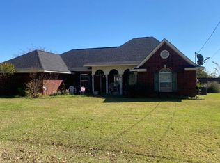 1065 Ramsey Dr, Blooming Grove, TX 76626