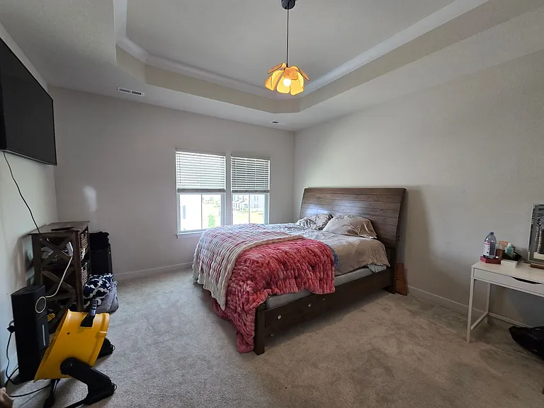 302 Fost Blvd — Photo 6