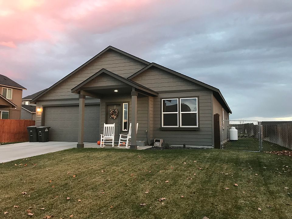 1st image of 3505 W Everett Pl