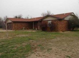 103 Belle Cir, Elgin, OK 73538