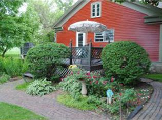 9564 14th Rd, Argos, IN 46501