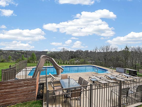 5th image of 116 Lynnwood Dr