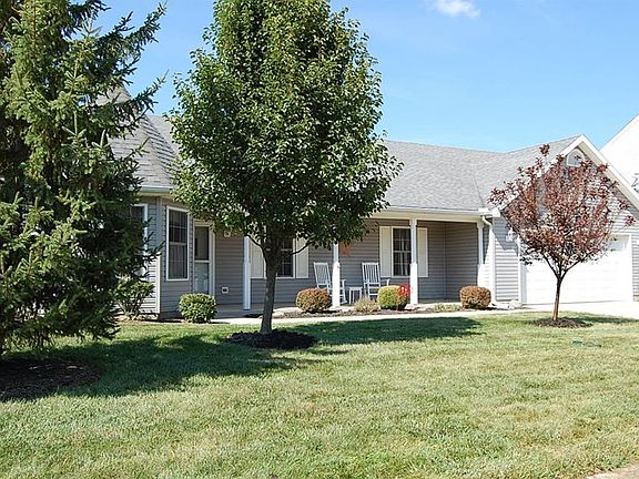 2nd image of 2715 Huntington Dr