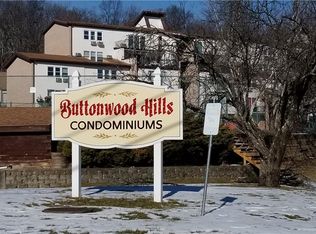 320 Concord Ln, Middletown, NY 10940