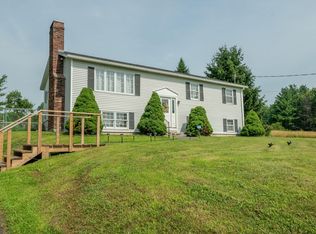 50 Ridge Rd, Waterville, ME 04901