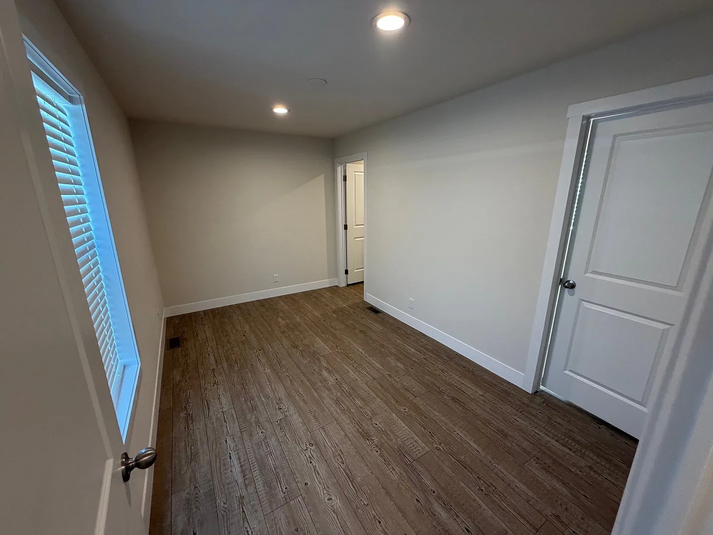 2 bed, 832 sqft, $1,400 — Photo 3