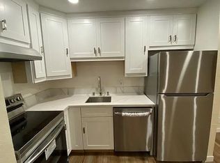 513 Hope Ter #B, Sunnyvale, CA 94087