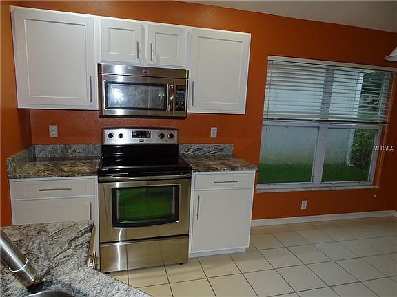 4th image of 5647 Terrain De Golf Dr