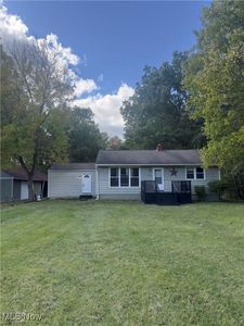 228 Galluppi Ln, Lowellville, OH, 44436