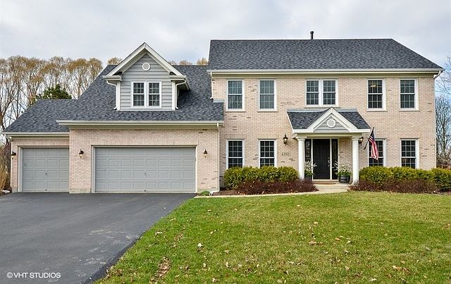 1st image of 4301 Royal Fox Dr