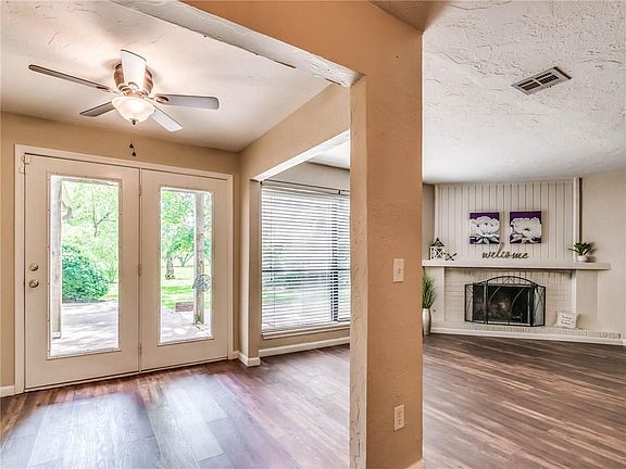 3rd image of 12212 High Meadow Ct