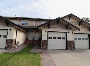 305 N Addington Dr, Red Deer, AB T4R3H7
