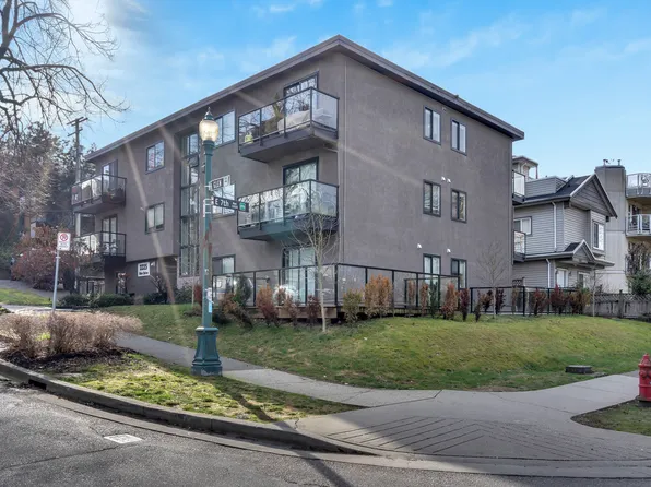 2325 Glen Dr #11, Vancouver, BC V5T 4B3