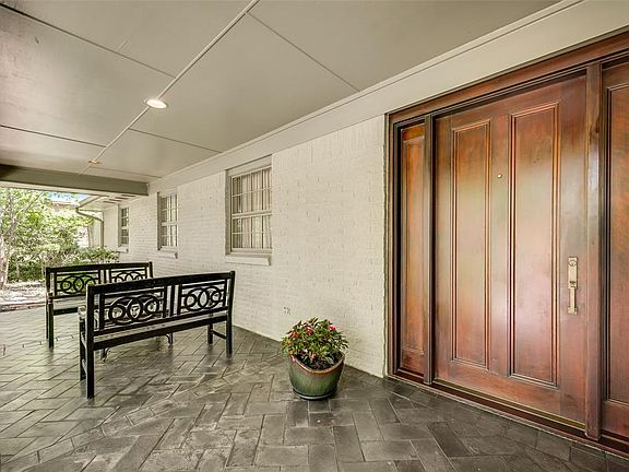 2nd image of 3626 Pallos Verdas Dr