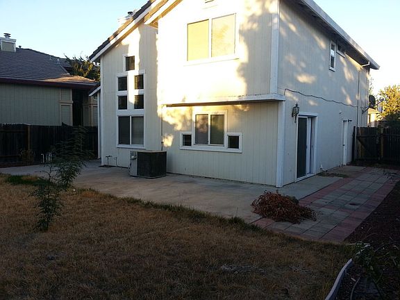 2nd image of 3452 Wildwind Ct