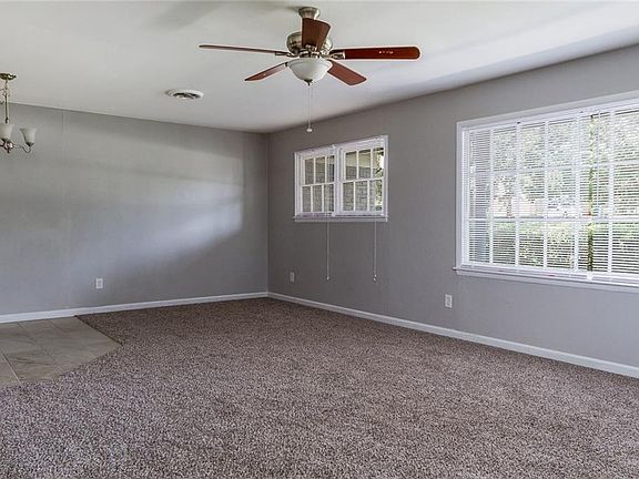 3rd image of 5708 Trail Lake Dr