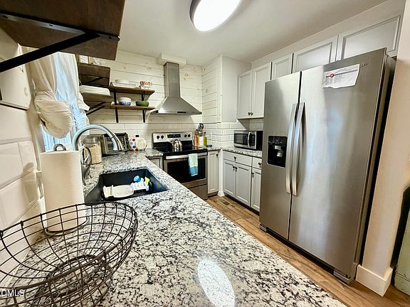 4th image of 474 Old Stage Rd N