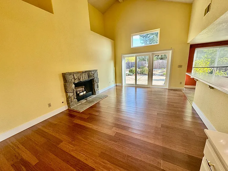 5477 Hackney Ln — Photo 15