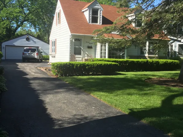 1314 Somerset Ave, Deerfield, IL 60015